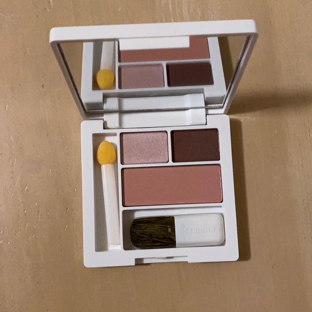Clinique Eyeshadow & Blush Duo